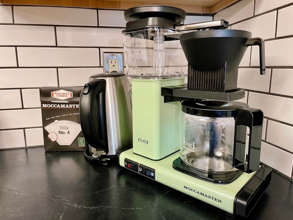 Mocamaster coffee pot, hot water kettle, French press available