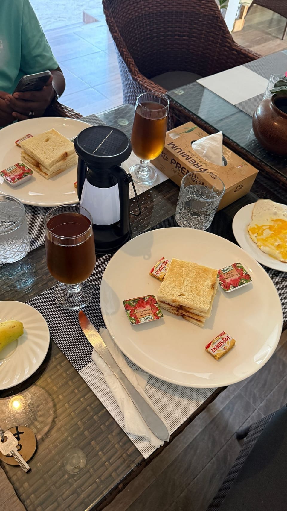 Free daily continental breakfast
