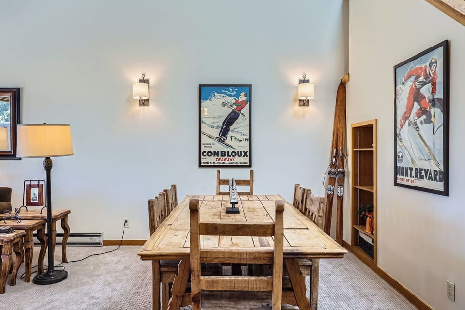 21700 US HWY 6 unit 2017 - Web Quality - 024 - 26 2nd Floor Breakfast Area Feature