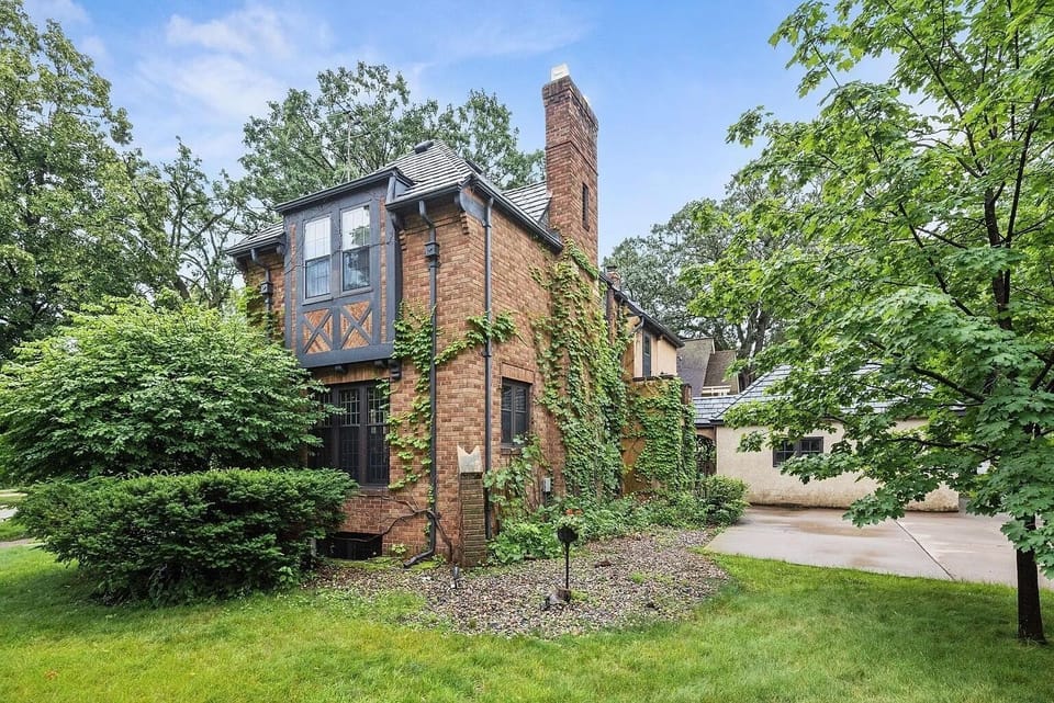 Minneapolis River Home 58