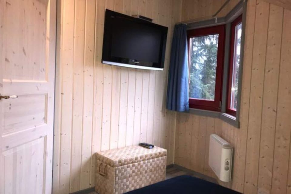 House | 3 bedrooms, individually furnished