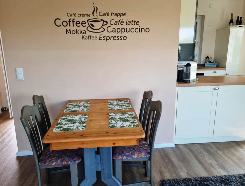 House | Dining