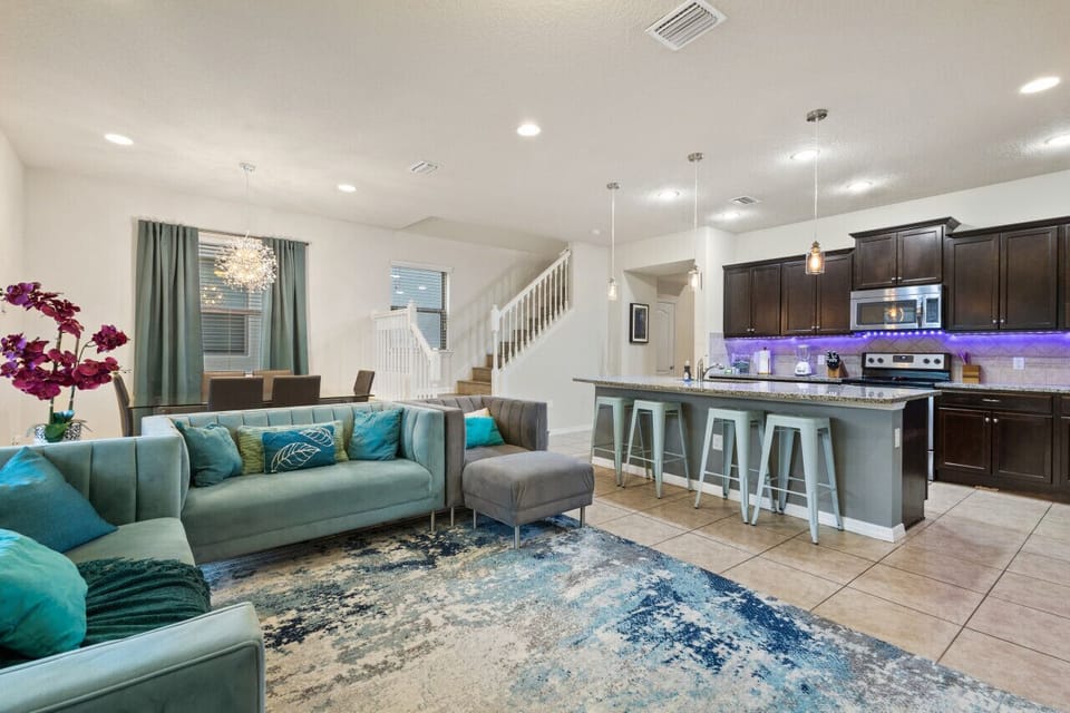 Spacious Open Concept Living