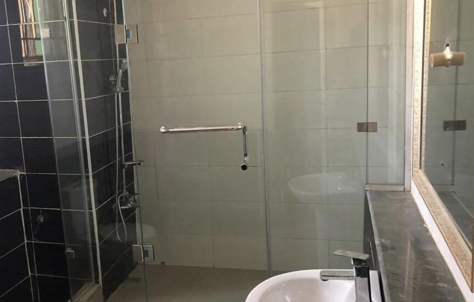Economy Room, Balcony, City View | Bathroom | Free toiletries, hair dryer, towels, soap