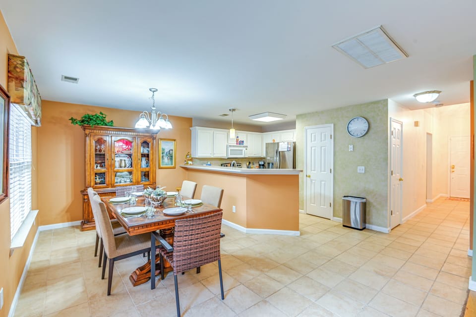 Dining Area | 1st Floor | Dishware/Flatware | Central Heating & A/C