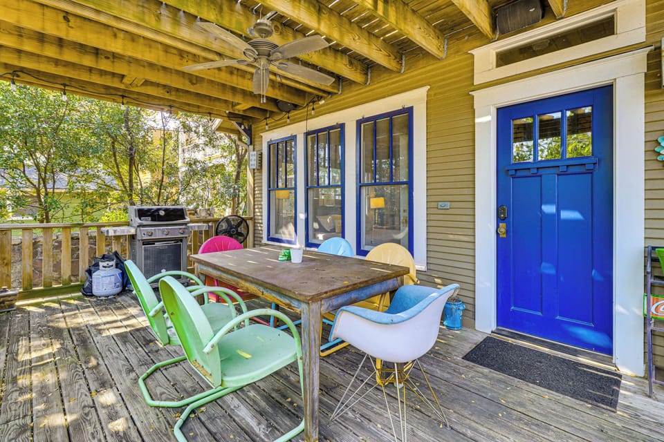Furnished Deck | Gas Grill (Propane Provided) | Outdoor Dining Table