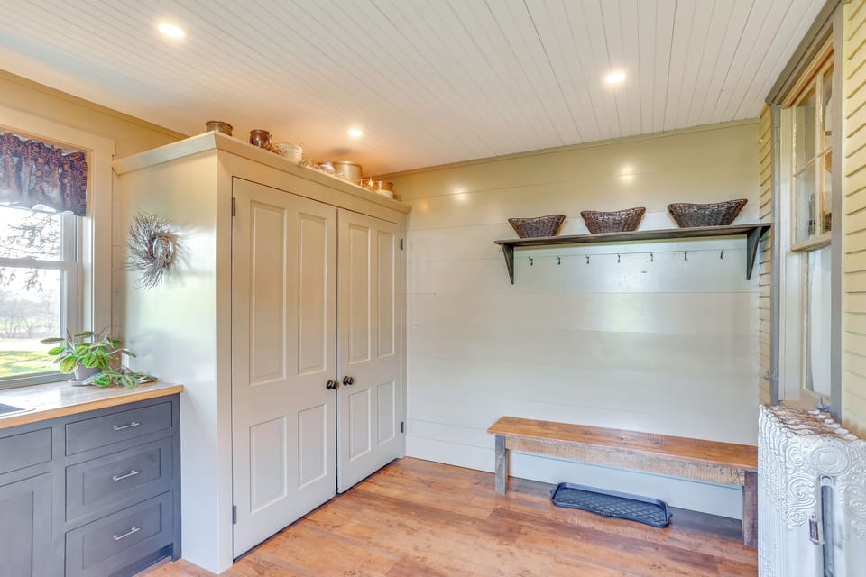 Mudroom | 1st Floor | Indoor/Outdoor Wet Bar