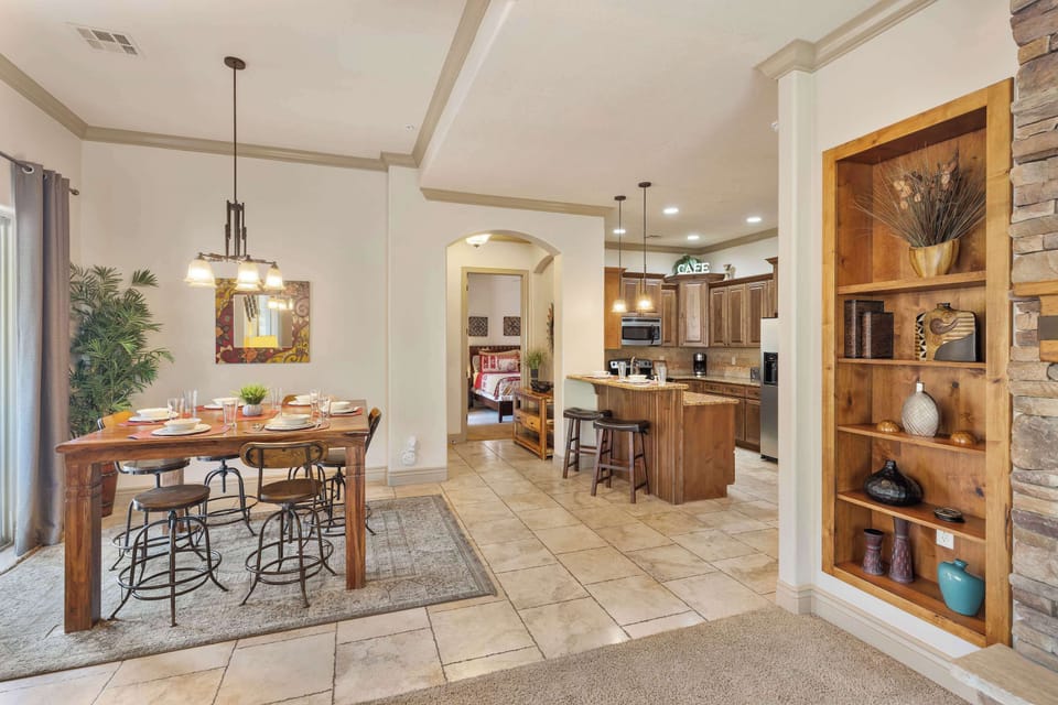 Plenty of dining space for everyone!