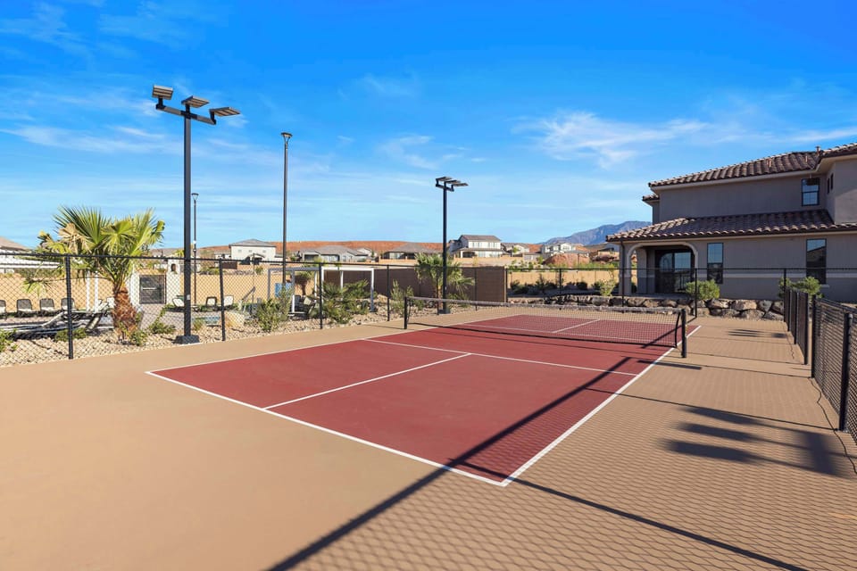 Pickle Ball