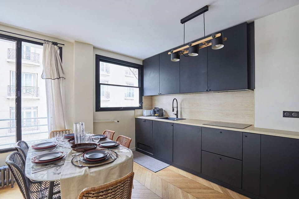 Apartment | Private kitchen | Coffee/tea maker, fridge, microwave, oven