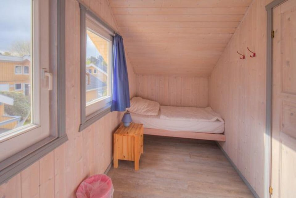House | 3 bedrooms, individually furnished