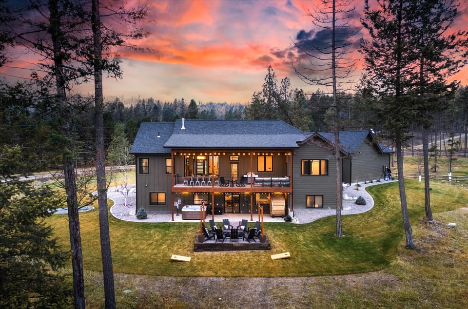 Cozy up around the warm glow of the fire and marvel at Montana's breathtaking, star-studded skies. 