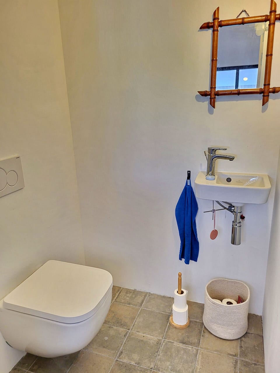 Separate WC ground floor