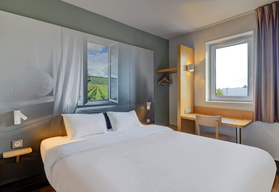 Double Room, Non Smoking | Premium bedding, desk, soundproofing, free WiFi