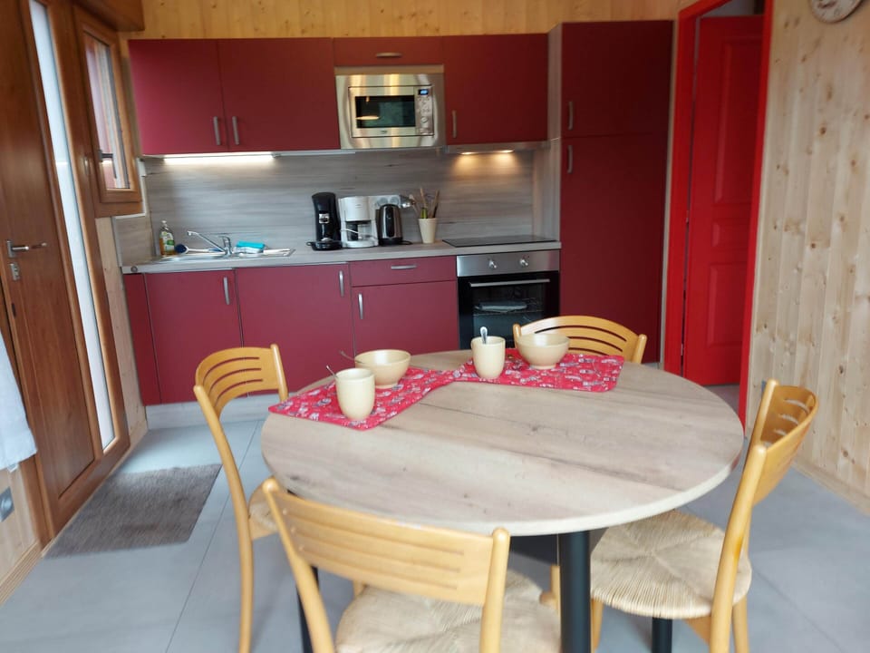 Chalet | Dining