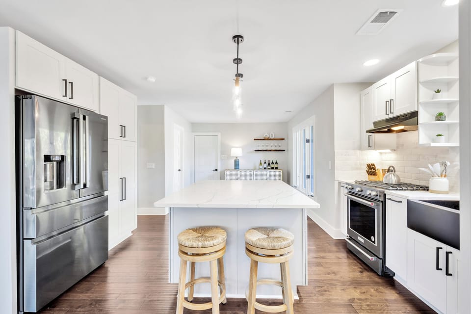 Brand new stainless appliances and quartz countertops