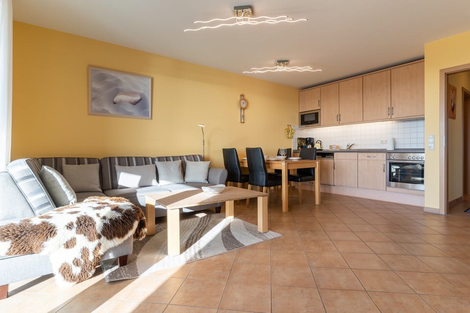 Apartment | Dining