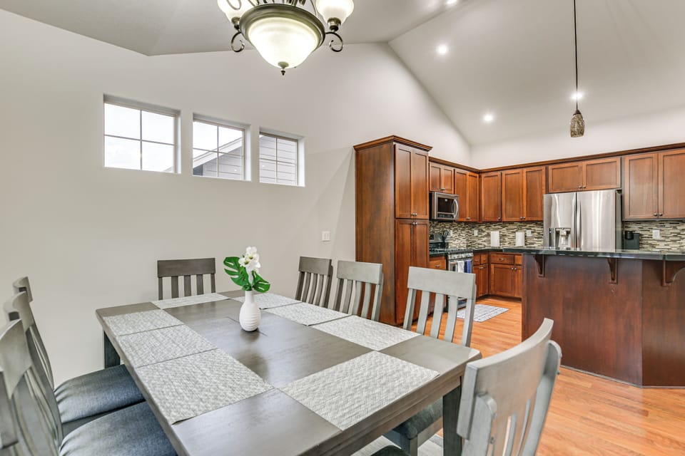 House (4 Bedrooms) | Interior