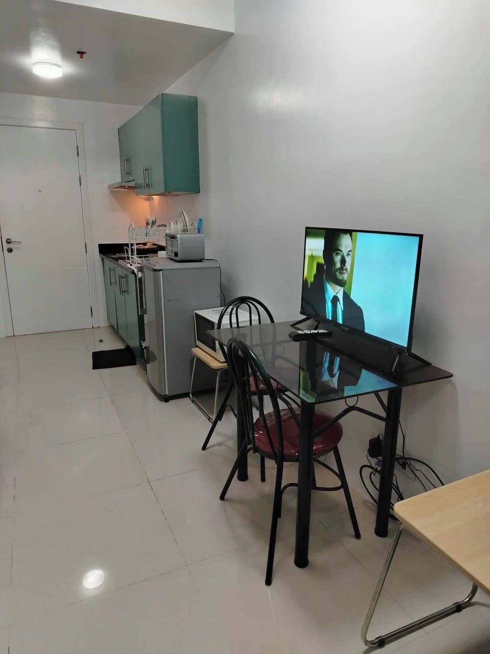 Condo, 1 Bedroom, Garden View | Private kitchen | Cookware/dishes/utensils