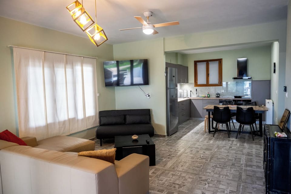 Villa, 2 Bedrooms, Balcony | Living room