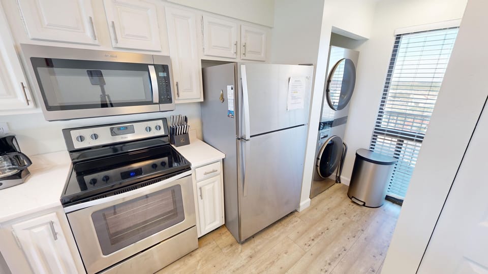 Condo, 2 Bedrooms | Private kitchen | Coffee/tea maker, fridge, oven, toaster