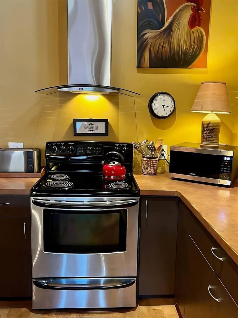 Full-size stainless appliances throughout.
