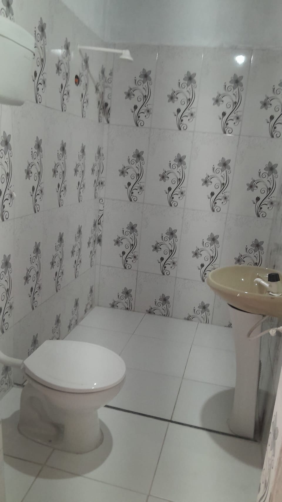 Deluxe Double or Twin Room, 2 Double Beds, Non Smoking, Kitchen | Bathroom | Shower, towels, soap, toilet paper