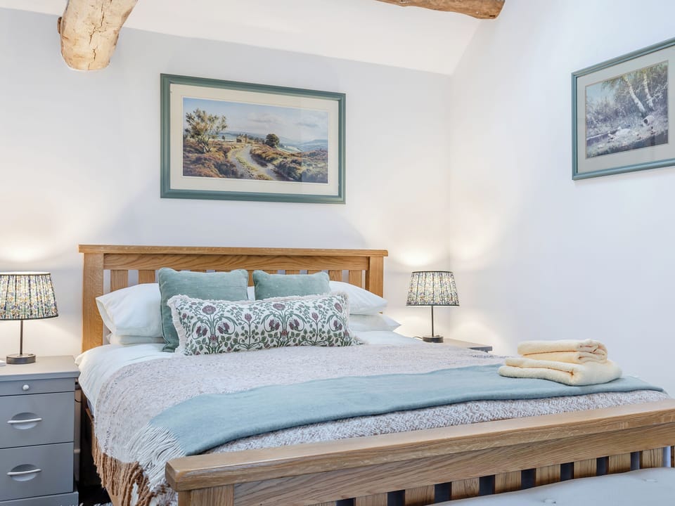 Double bedroom | Clarence Cottage - Manor Farm, Winkhill, near Leek