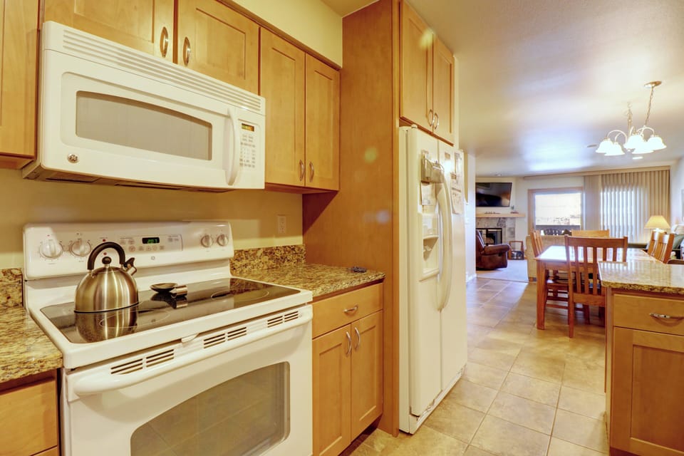 Open concept kitchen area.
