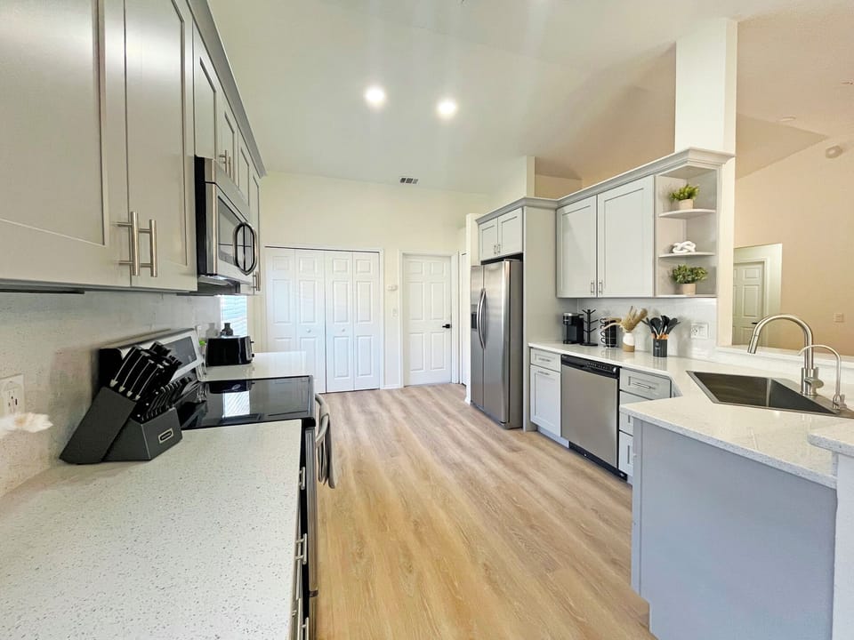 6-Kitchen