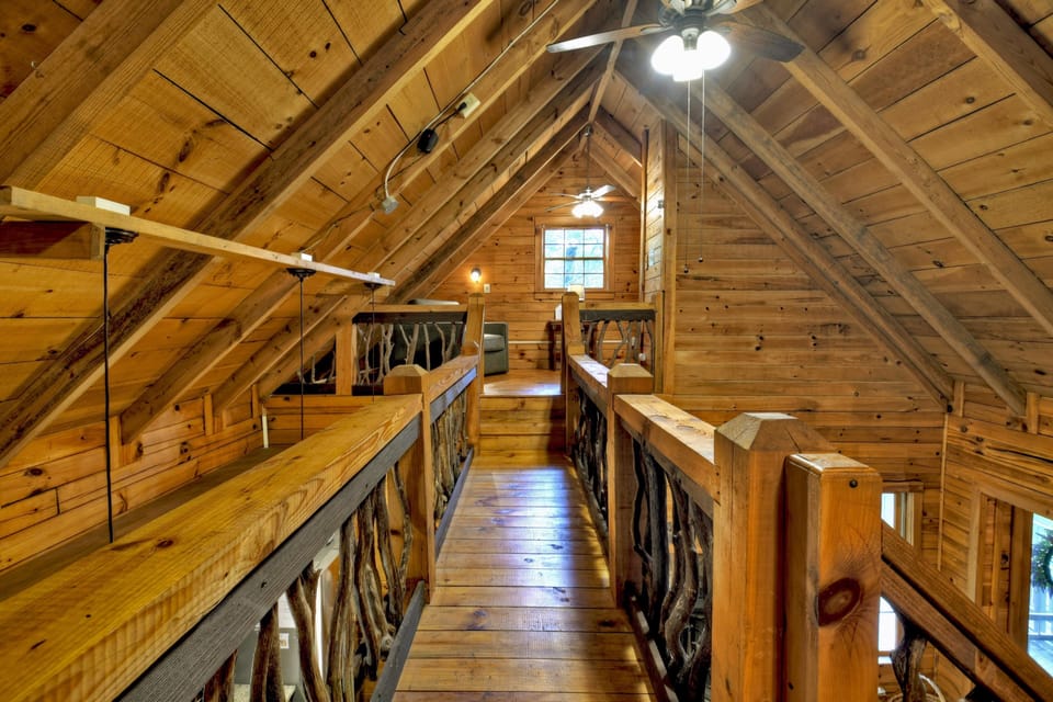 Open Sleeping Loft Sitting Area