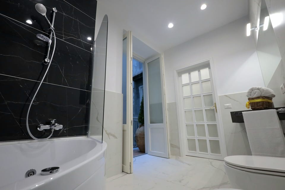Luxury Triple Room, City View | Bathroom | Hair dryer, bidet, towels, soap