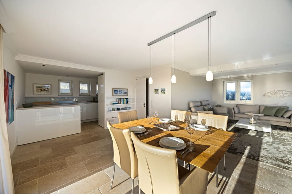 Haus Sonnenland - "Fantastic vacation home under thatch with sea view" House in Nordfriesland