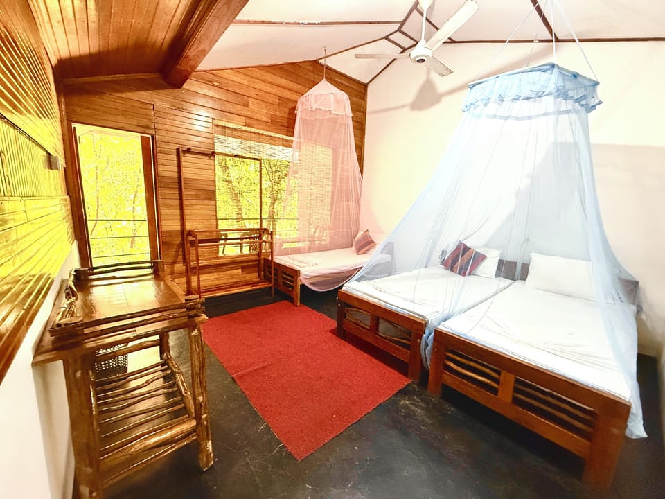 Classic Room | WiFi (free), bed sheets
