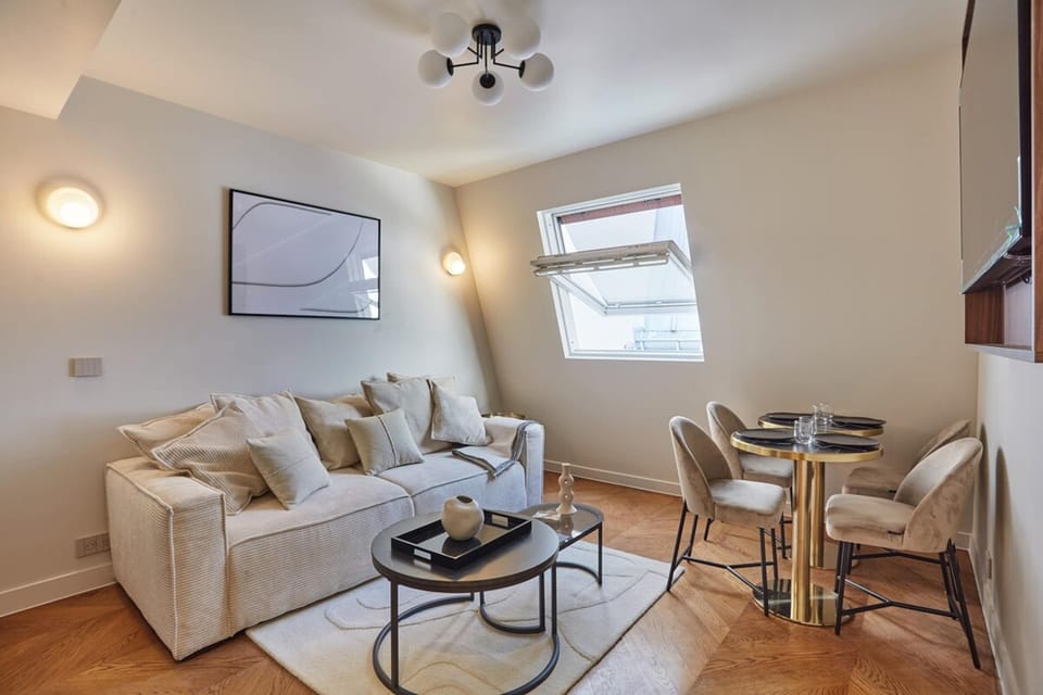 Apartment | Living area