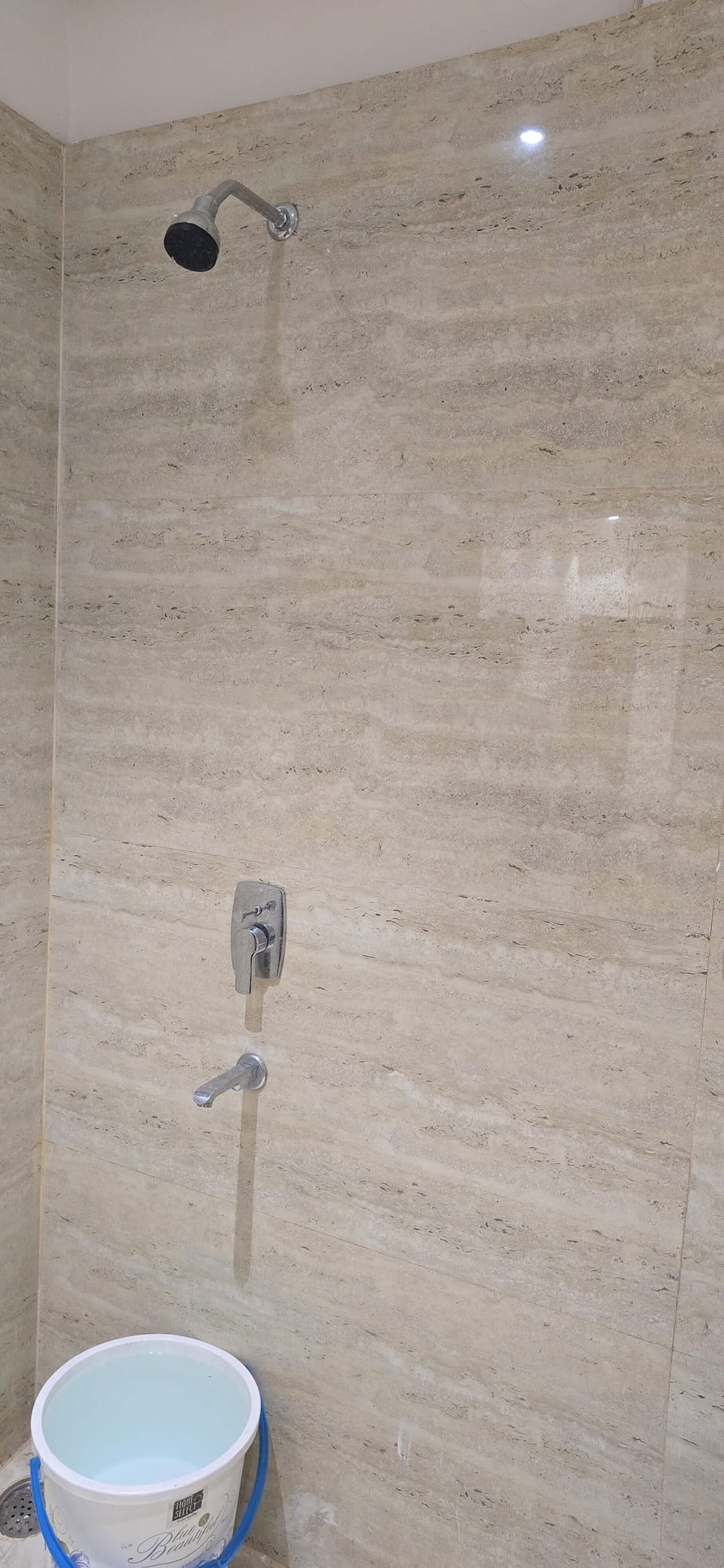 Superior Triple Room | Bathroom | Hair dryer, bathrobes, slippers, towels