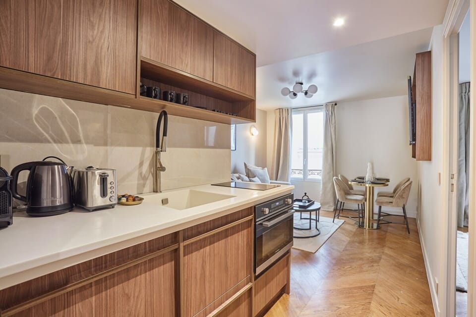 Apartment | Private kitchen | Fridge, microwave, oven, stovetop