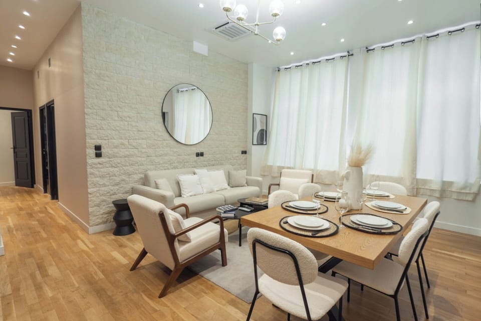 Apartment | Dining