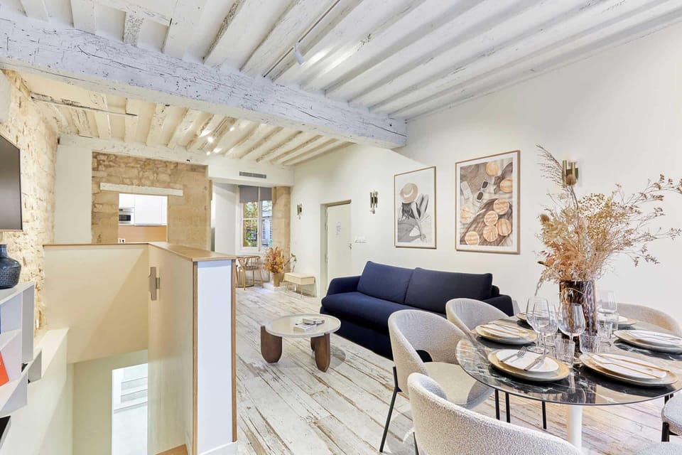 Apartment | Dining