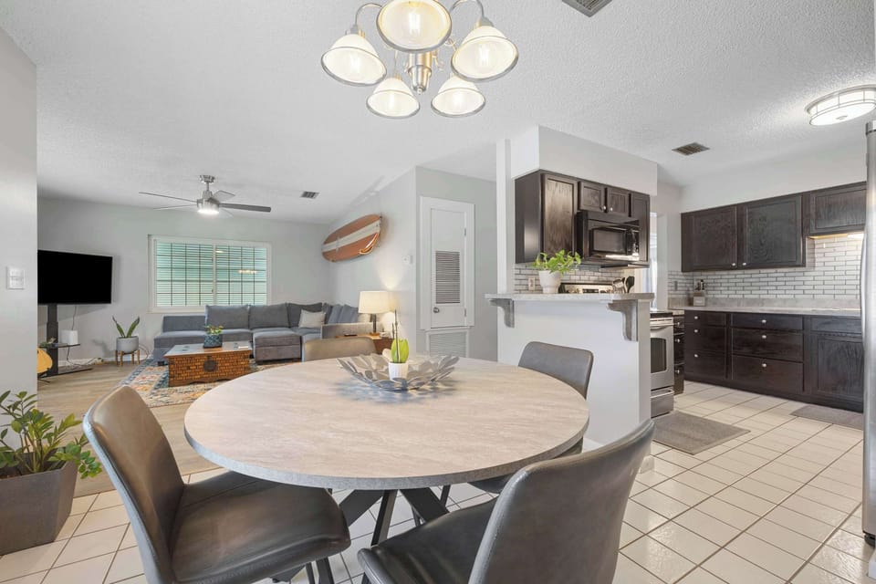 Dining table with seating for 4
