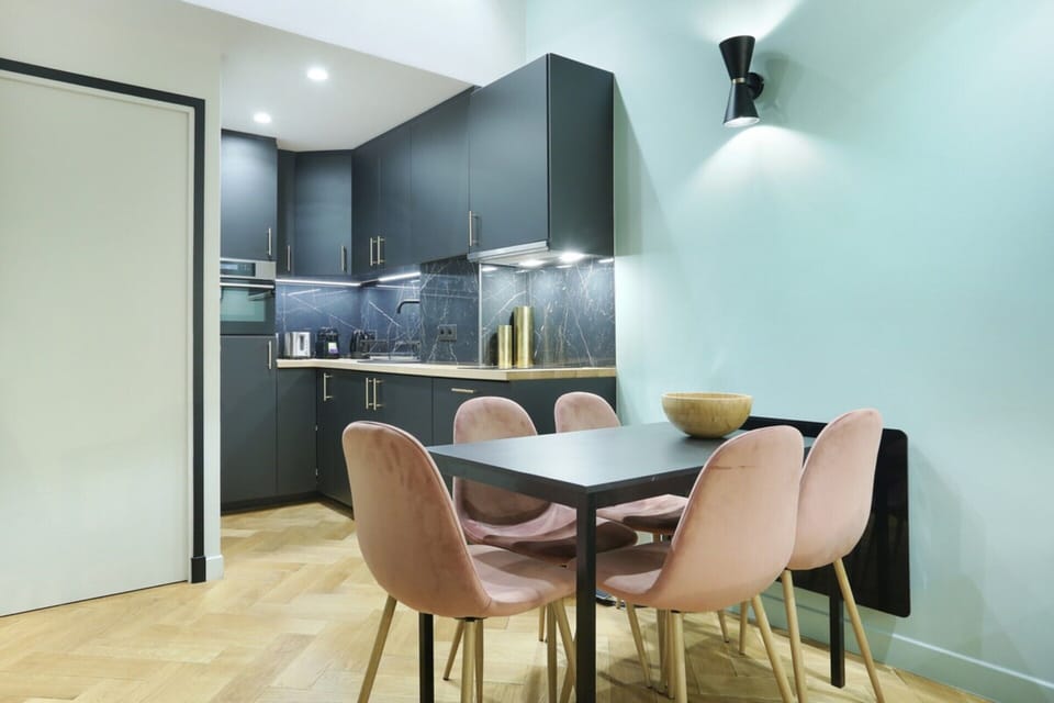 Apartment | Dining