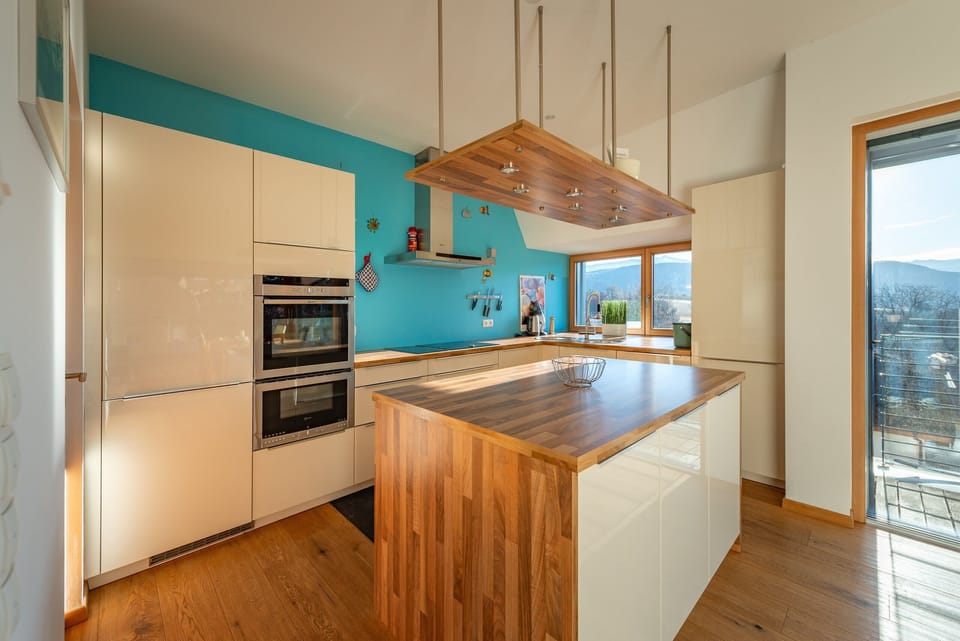 Kitchen with island