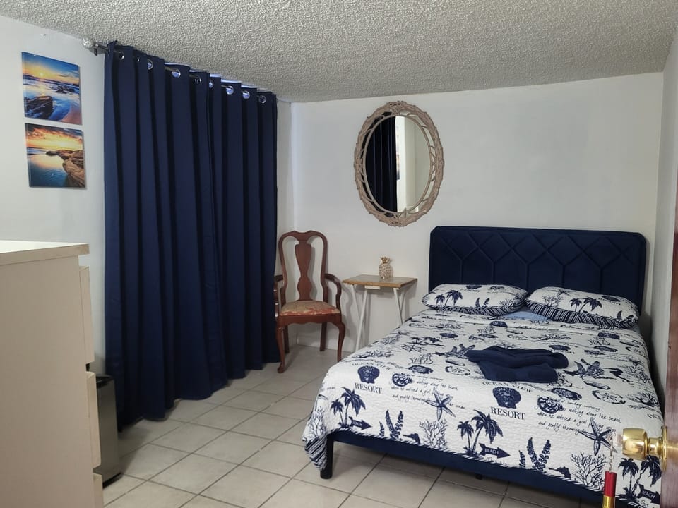 private room for two people, a full bed