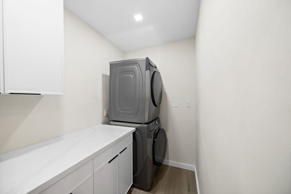 Washer/ dryer