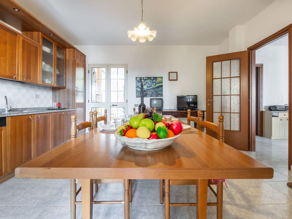 Furniture, Interior Design, Flooring, Floor, Wood, Cabinetry, Ceiling, Countertop, Room, Kitchen