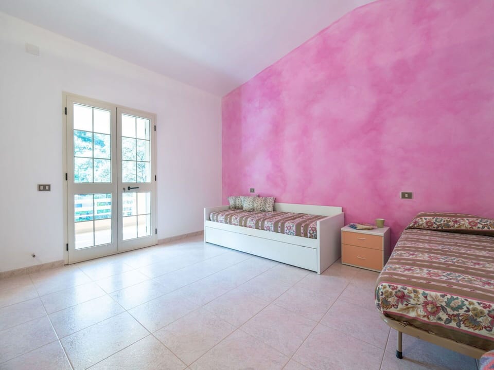 Flooring, Floor, Interior Design, Wall, Ceiling, Furniture, Room, Pink, Apartment, Wood Stain