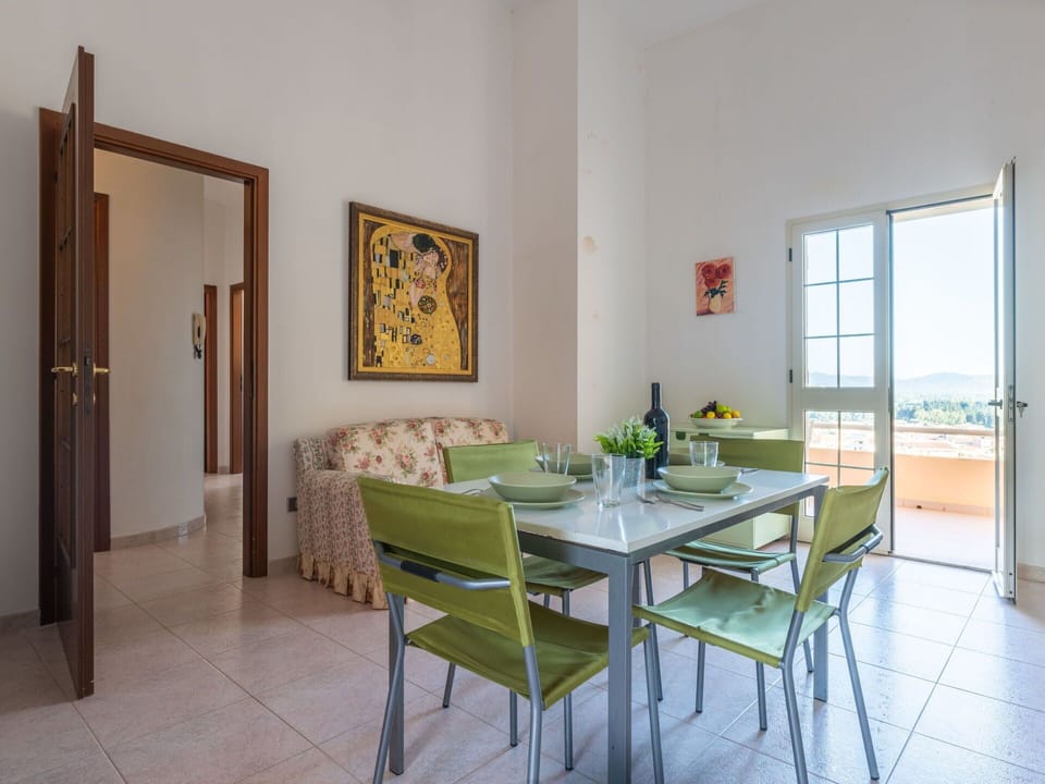 Furniture, Interior Design, Flooring, Floor, Ceiling, Wood, Table, Kitchen & Dining Room Table, Dining Room, Room