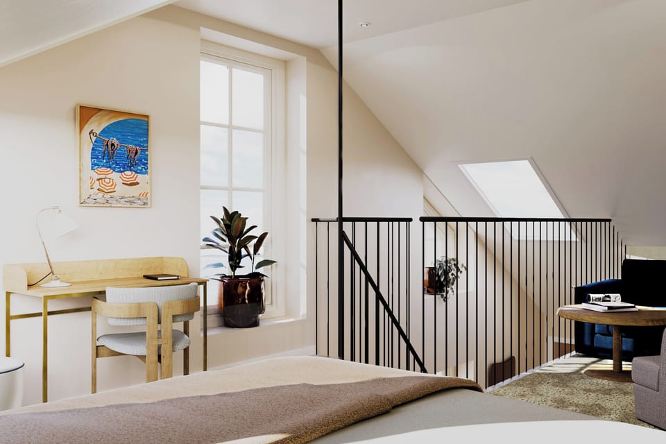 Suite, Sea View | Desk, laptop workspace, blackout drapes, iron/ironing board