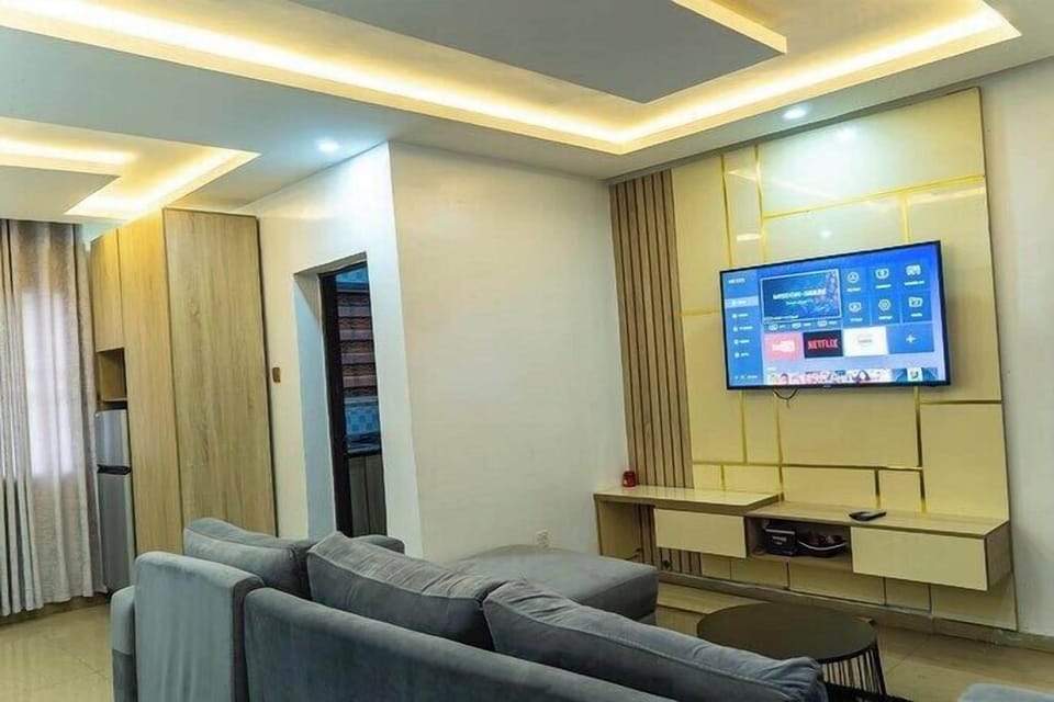 Junior Apartment, Balcony, City View | Living area