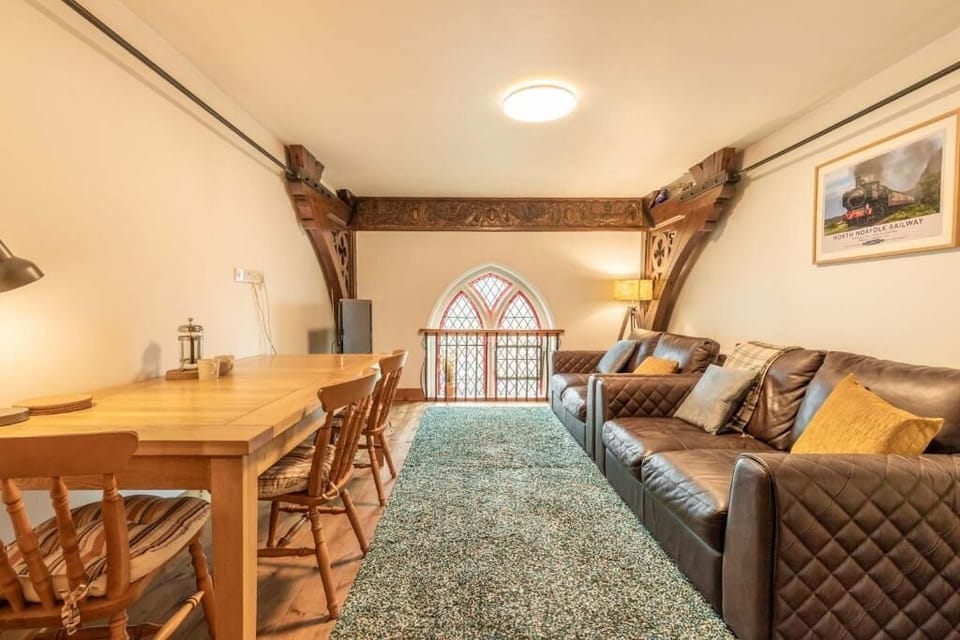 The Nave, Gorleston-On-Sea - Host & Stay